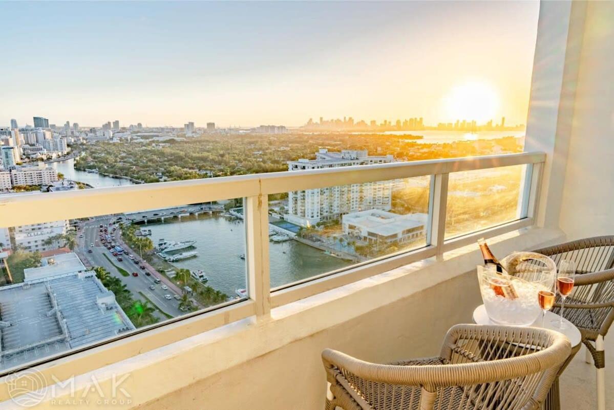 Fontainebleau Resort High Floor W Ocean Views Miami Beach Exterior photo