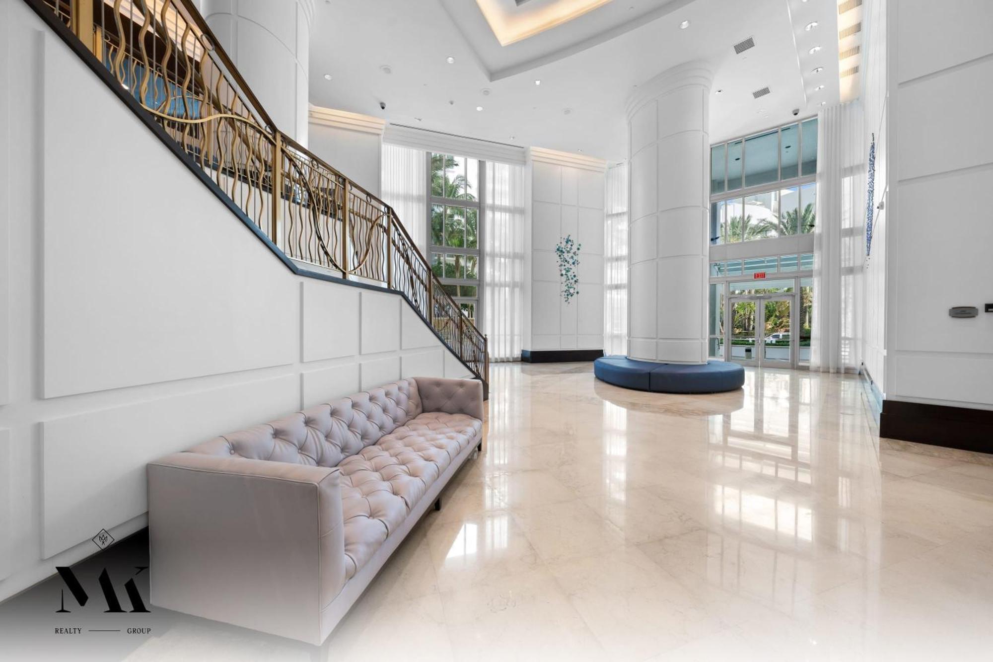 Fontainebleau Resort High Floor W Ocean Views Miami Beach Exterior photo